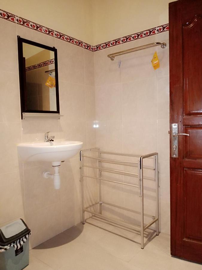 Wah Teja Homestay Ubud Esterno foto